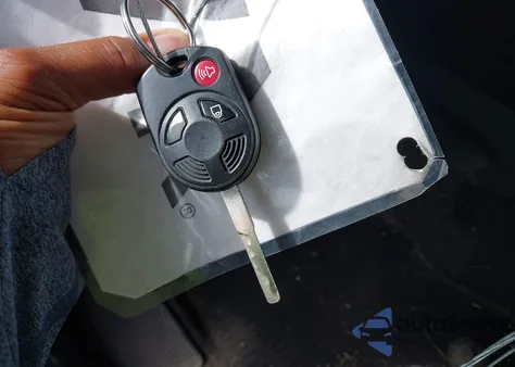 2017 Ford Escape Se z USA, uszkodzony, nr VIN 1FMCU9GD5HUA17889